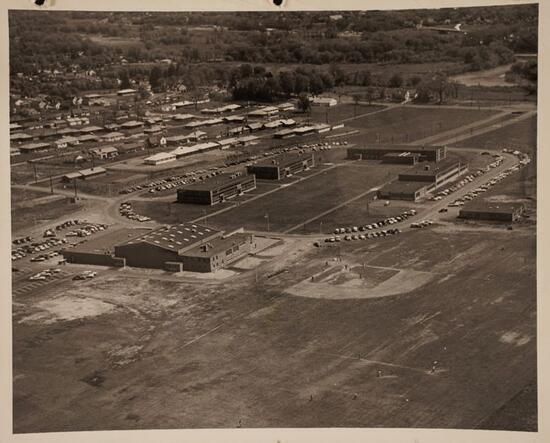 New Digital Collection: SUNY Broome Photobooks - /data/6a32f514e2476.jpg