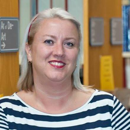 Photo of Heather Holmes